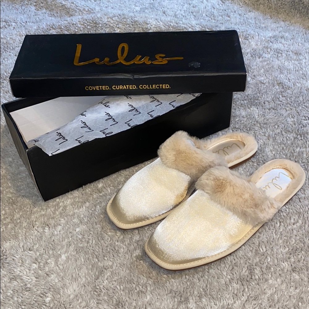 Lulu's Myyca Ivory Satin Slippers- size 8